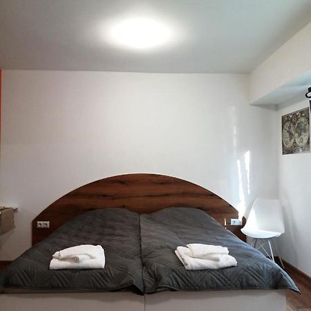 Студио 55 Apartment Ruse Bagian luar foto